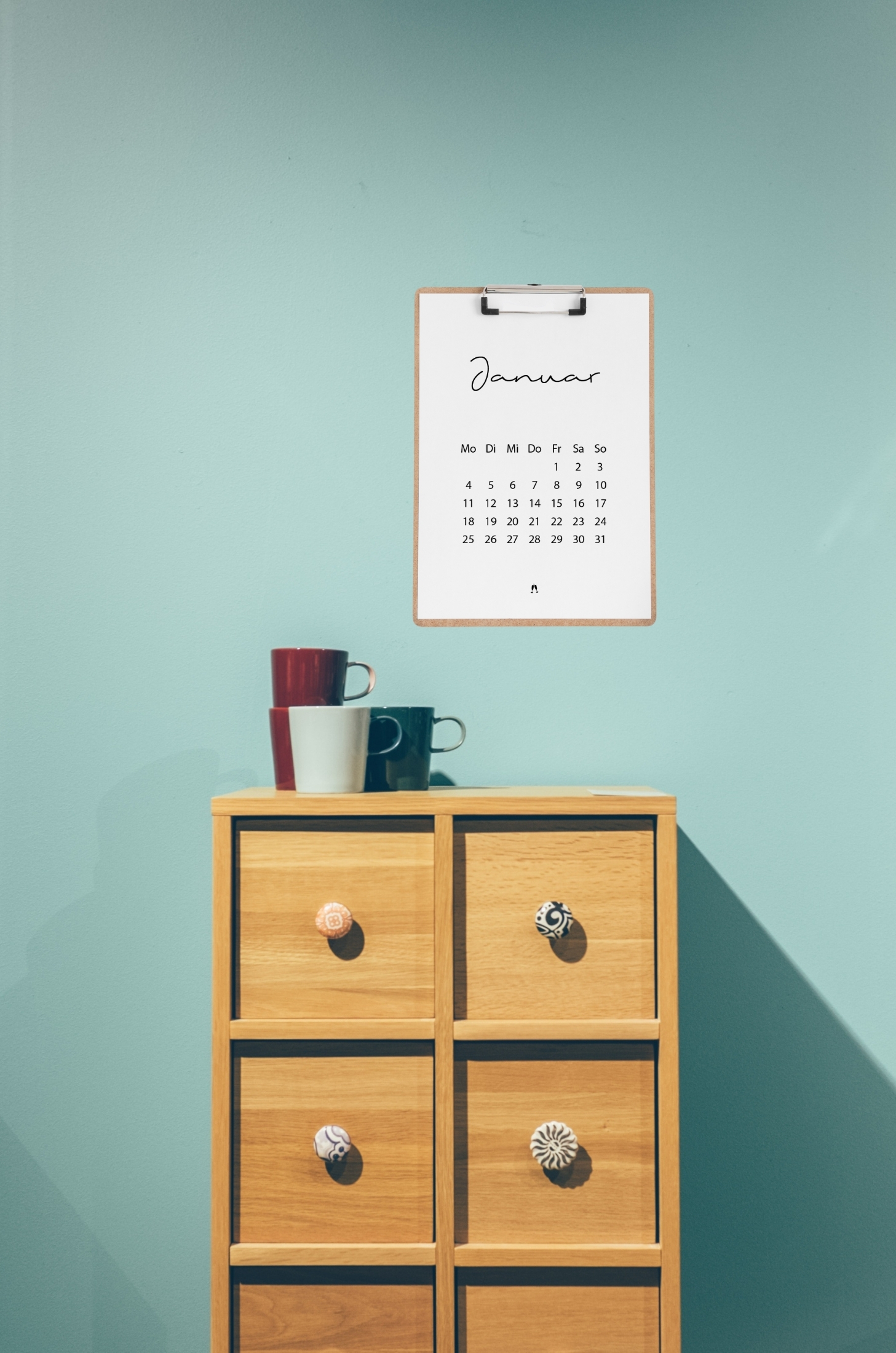 Minimalistischer Kalender 2021 für mehr Plan und stylische Akzente an deinem Arbeitsplatz (oder in deinem Wohnzimmer) - Hol dir jetzt die Druckvorlage (A4, Hochformat). Minimalistischer Kalender 2021 (A4) | Filiz Odenthal - Positionierung & Sichtbarkeit